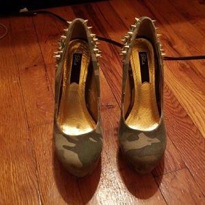 Army fatigue heels